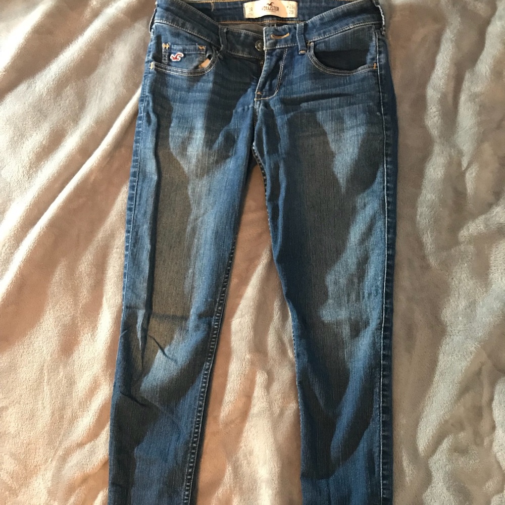 Light wash jeans
